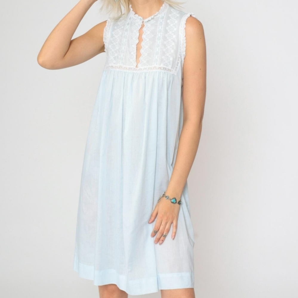 Dior White Sleeveless Nightgown